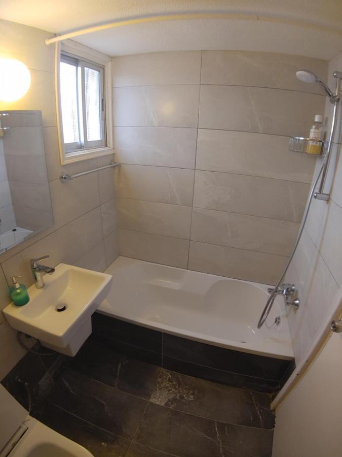 Luxury Apartment In Light House Beach Paphos Exterior foto